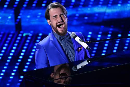 Valerio Scanu sulla De Filippi: "A Sanremo non era lei. Impacciata e decontestualizzata"