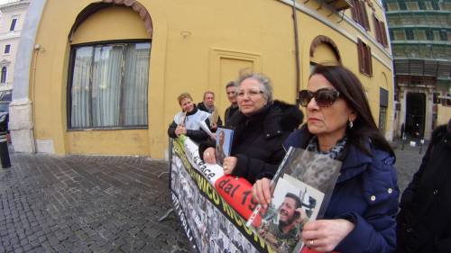 Quei caduti italiani di "serie b" a cui lo Stato non dà neanche una medaglia