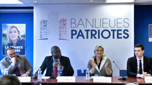Il piano di Marine Le Pen per conquistare i quartieri popolari