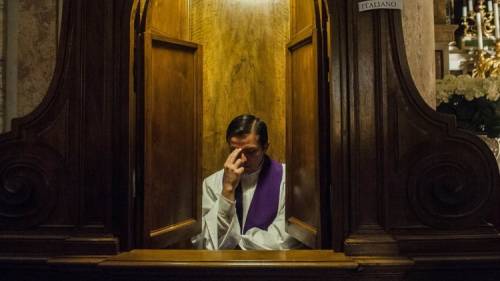 Devi confessarti? A Livorno arriva il servizio online