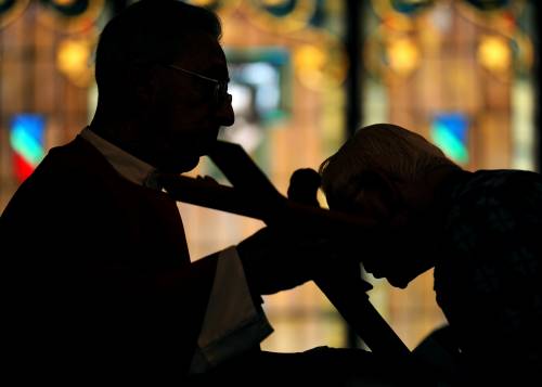 Sui risposati quattro cardinali divorziano da Papa Bergoglio