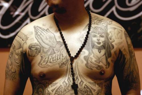 Tatuaggi Pochi Conoscono I Rischi Il 10 Percento Ha Complicazioni Ilgiornale It