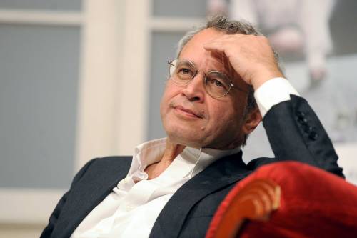 Mentana sui terroristi: ""Non chiamateli pazzi, è una strategia precisa"