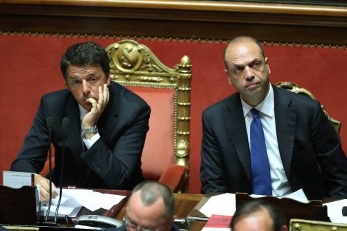 Renzi manda avanti Alfano Ma sul rinvio è un coro di no