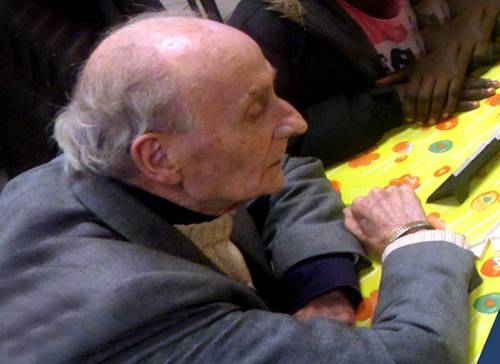 Il gesto eroico di padre Jacques: "Non si è inginocchiato"
