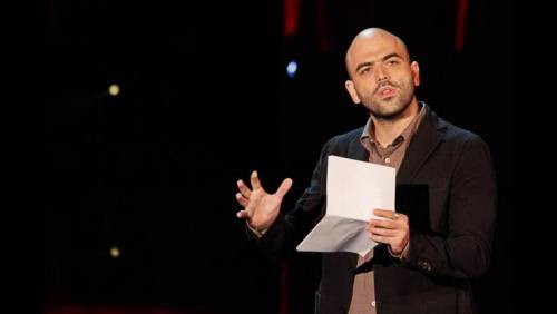"Ong? Mai detto taxi del mare" Ed è lite Di Maio-Saviano