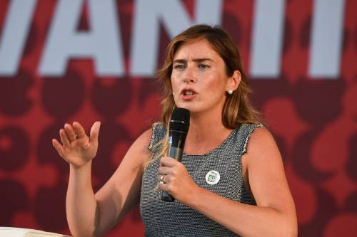 La Boschi contestata alla Festa dell'Unità
