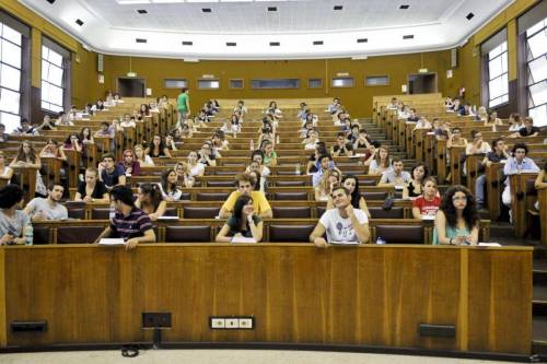 "Non vogliamo studiare più i filosofi bianchi all'Università"