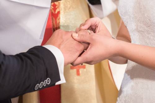 Nel 2015 boom di matrimoni e di divorzi brevi