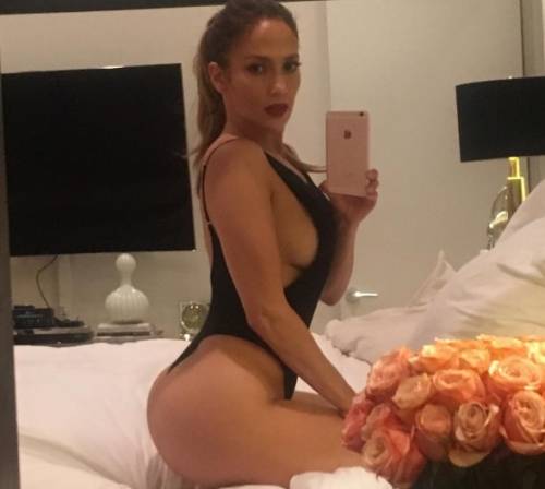 Jennifer Lopez e la foto da un milione di "like"