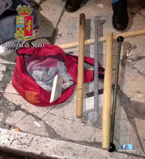 Roma, scontri tra antagonisti e Forza Nuova: 30 fermati