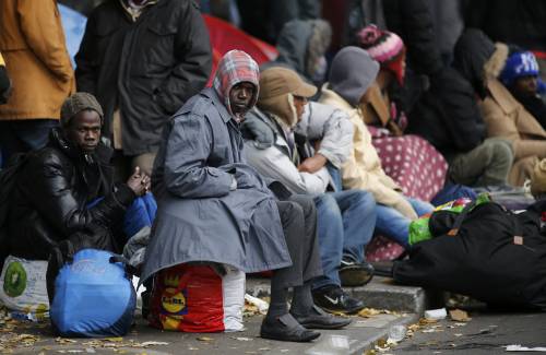 Ungheria, il parlamento ferma Orban sui migranti