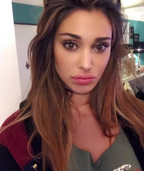 Belen Rodriguez fa ingelosire il fidanzato con Stefano