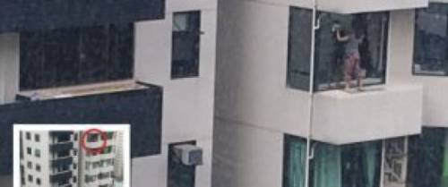 La foto della colf di Hong Kong che sta scatenando le polemiche