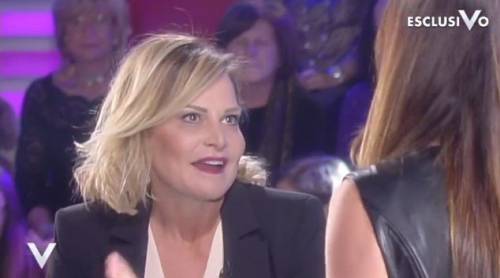 "Verissimo", la Ventura chiede di non vedere i video di Bettarini: "Per i miei figli la chiudo qui"