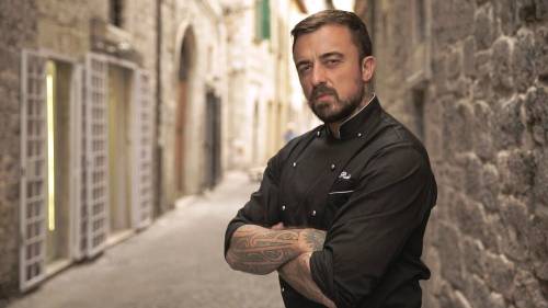 Chef Rubio attacca Fedez e J-Ax: "Non potete usare quel murale"