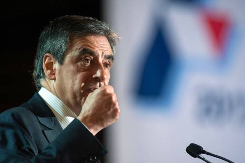 Francia, Fillon vince e ora punta all'Eliseo