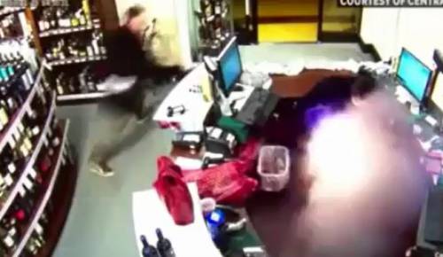 Sigaretta elettronica esplode in tasca: prima il fumo, poi le fiamme