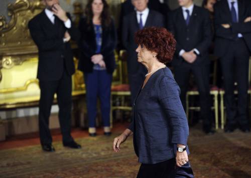 Il giallo sulla laurea della Fedeli