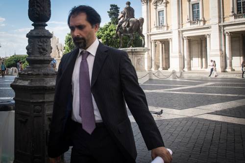 Marra, il braccio destro di Raggi e gli affari con la "casta"