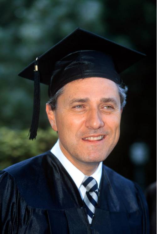 Rutelli si laurea a 62 anni per fare il direttore Unesco
