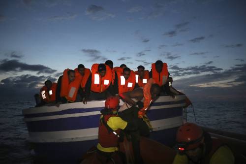 Ong, scatta l'indagine su Msf: "Non collaborate con la polizia"