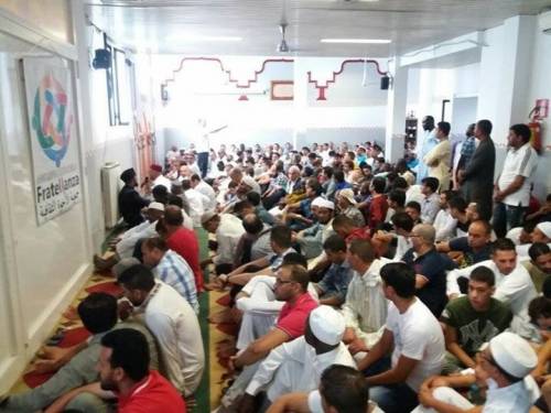 Islam integralista, è scontro. E apre la sede la "Fratellanza"