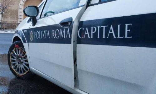 Ciampino, anziano va alla festa del figlio e gli occupano la casa