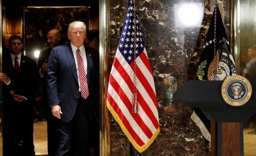 Trump: "Messico nazione criminale: il muro lo pagheranno loro"