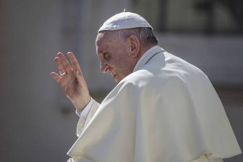"La verità della fede in pericolo". E firma la correzione a Bergoglio