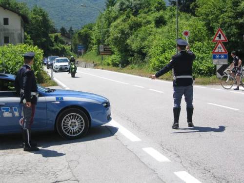 A Venezia i poliziotti devono comprarsi le divise