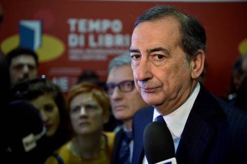 Salvini boccia il sindaco: "Sei moschee in città? Non sono una priorità"