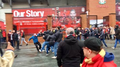 Uscito dal coma Sean Cox, il tifoso aggredito da ultrà romanisti
