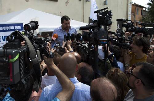 Lo Spiegel contro Salvini: "In Germania ha contatti non proprio democratici"