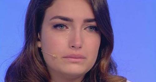 Uomini e Donne, Nilufar ammette di aver preso in giro tutti: "Uno psicologo mi sta aiutando"