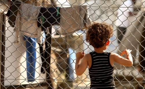 Scandalo Onu: insabbiati decenni di abusi sessuali