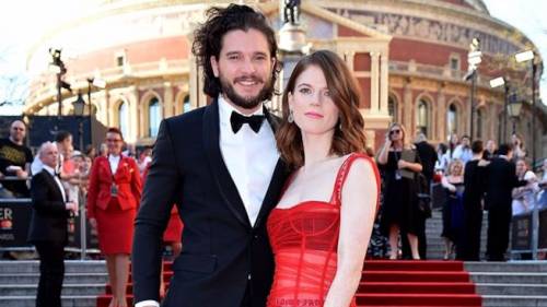 Kit Harington e Rose Leslie, de Il Trono di Spade, a nozze il 23 giugno