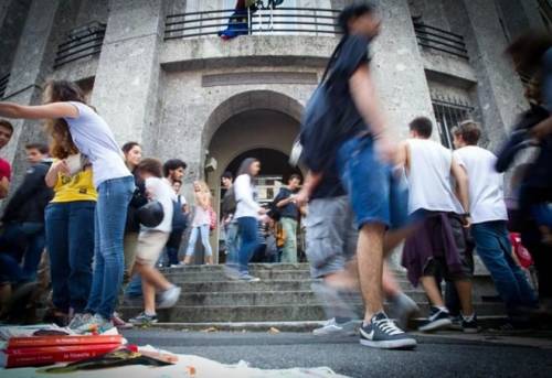 La solitudine dei maturandi batte le tracce "impegnate"