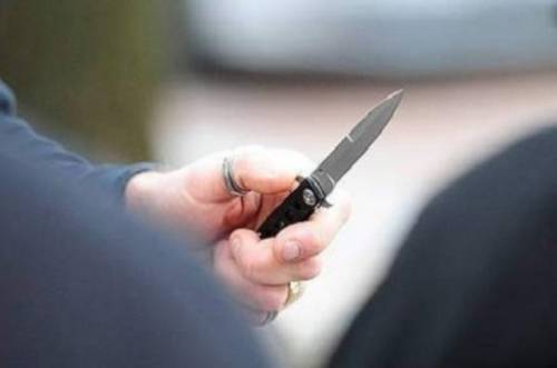 Milano, uccide la compagna con una coltellata al petto dopo una lite