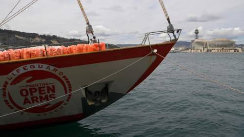Salvini "respinge" Open Arms: "Tornate in mare? Mai in Italia"