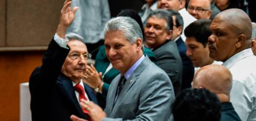Nuova costituzione di Cuba: no comunismo, sì proprietà privata