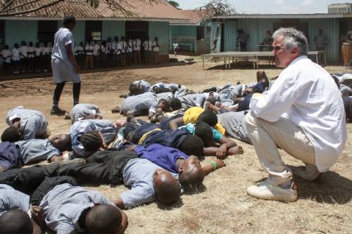 Nairobi, se la salvezza dall'inferno arriva dal "Paradiso" (di Dante)