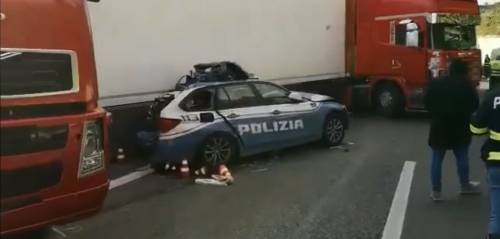 Un romeno dietro al post choc "Che bello uno sbirro in meno"