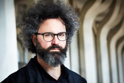 Simone Cristicchi: "Famoso per un tormentone io che odio i tormentoni"