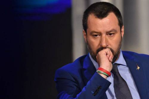 La vignetta anti-Salvini di Le Monde. È Pulcinella "trafitto" dai migranti