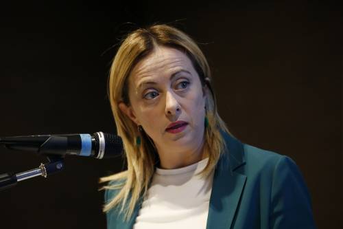 Meloni: "Soros complice di piano per destrutturare la società"
