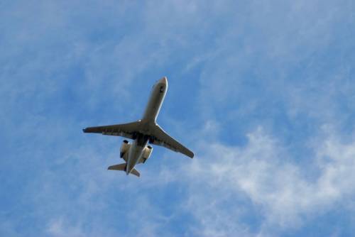 Piano di volo sbagliato: l'aereo atterra in un altro Paese