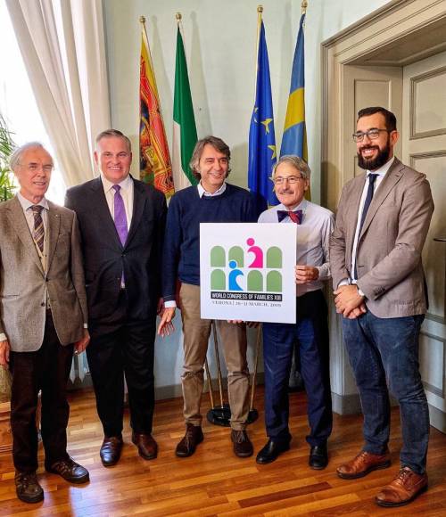 Dal Congresso delle famiglie respinte le accuse: "Non siamo oscurantisti"
