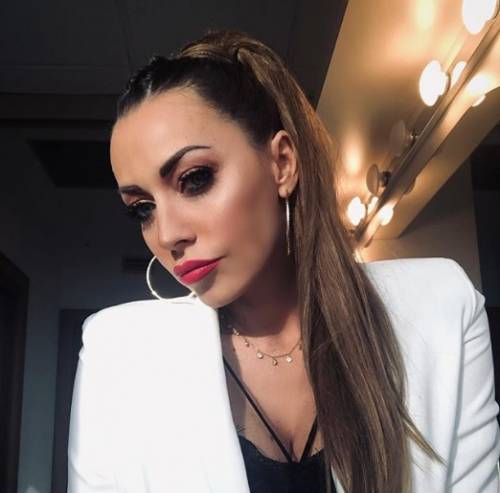 Karina Cascella svela: "Non sarò opinionista al Gf16"