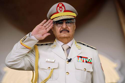 L'ultimo bluff di Haftar: "Io il nuovo Raìs"